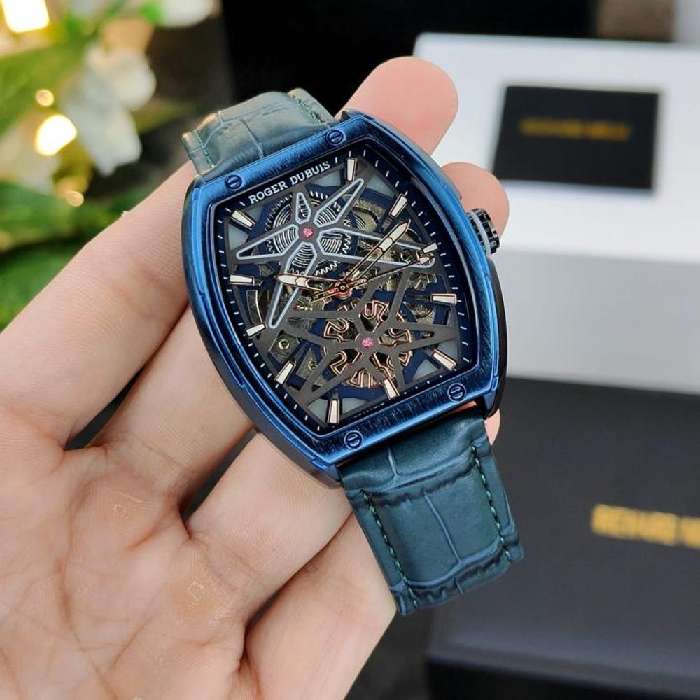 ROGER DUBUI_SWACH M-864