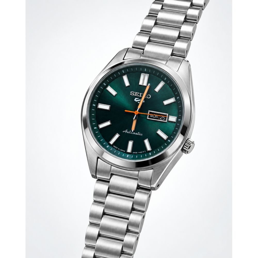 Seiko_o 5 Sports SNXS Automatic silver  green and Red niddle