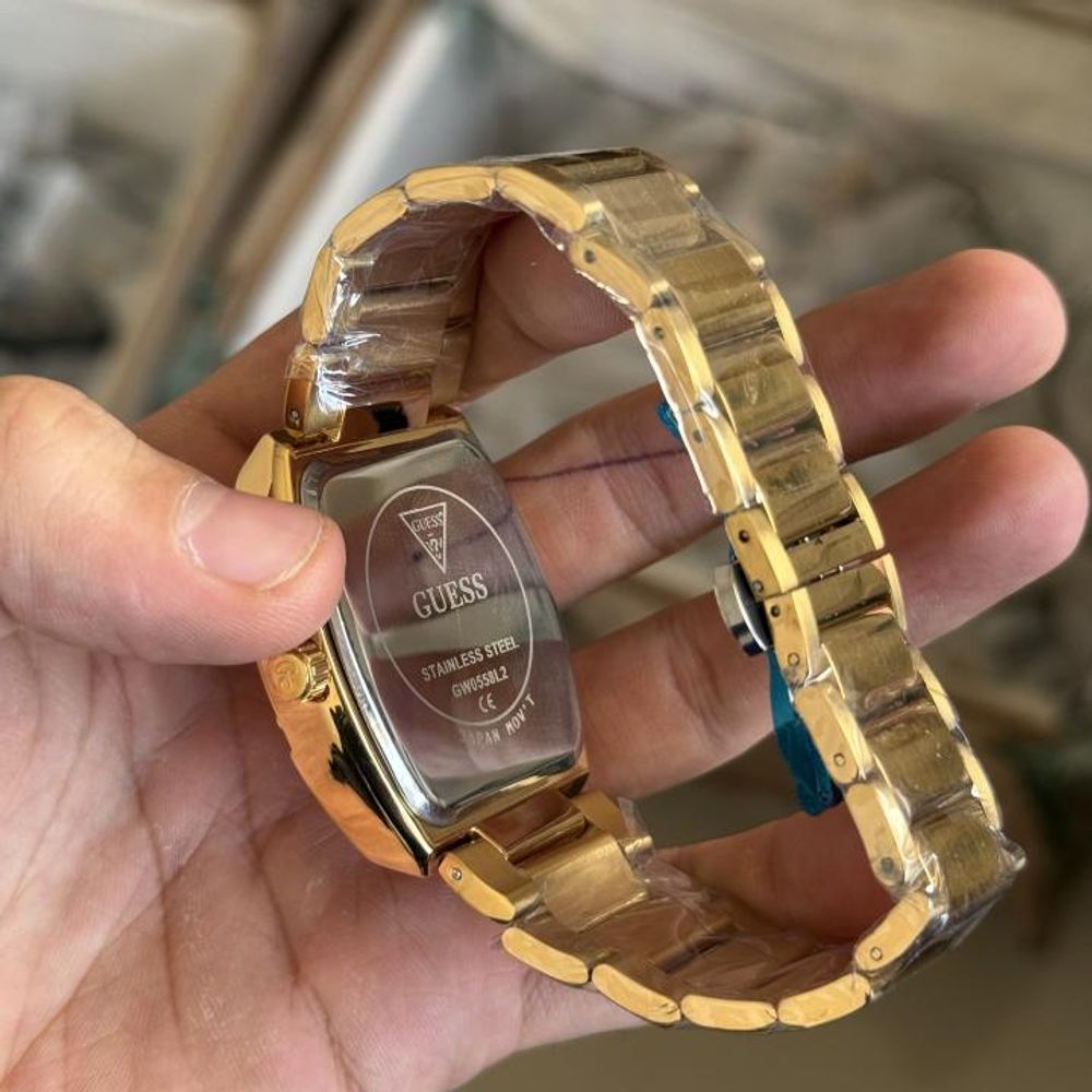Guess Rectangle Analog Menswach