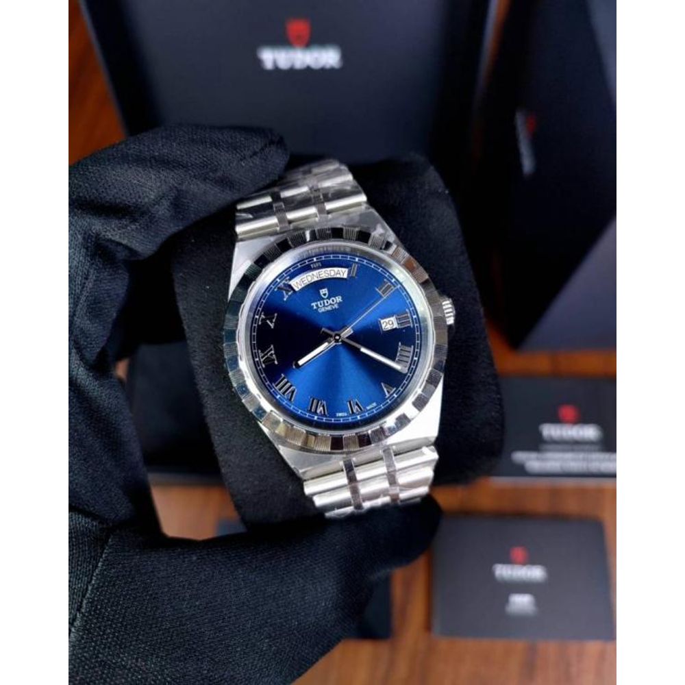 Tudor Royal automatic silver blue