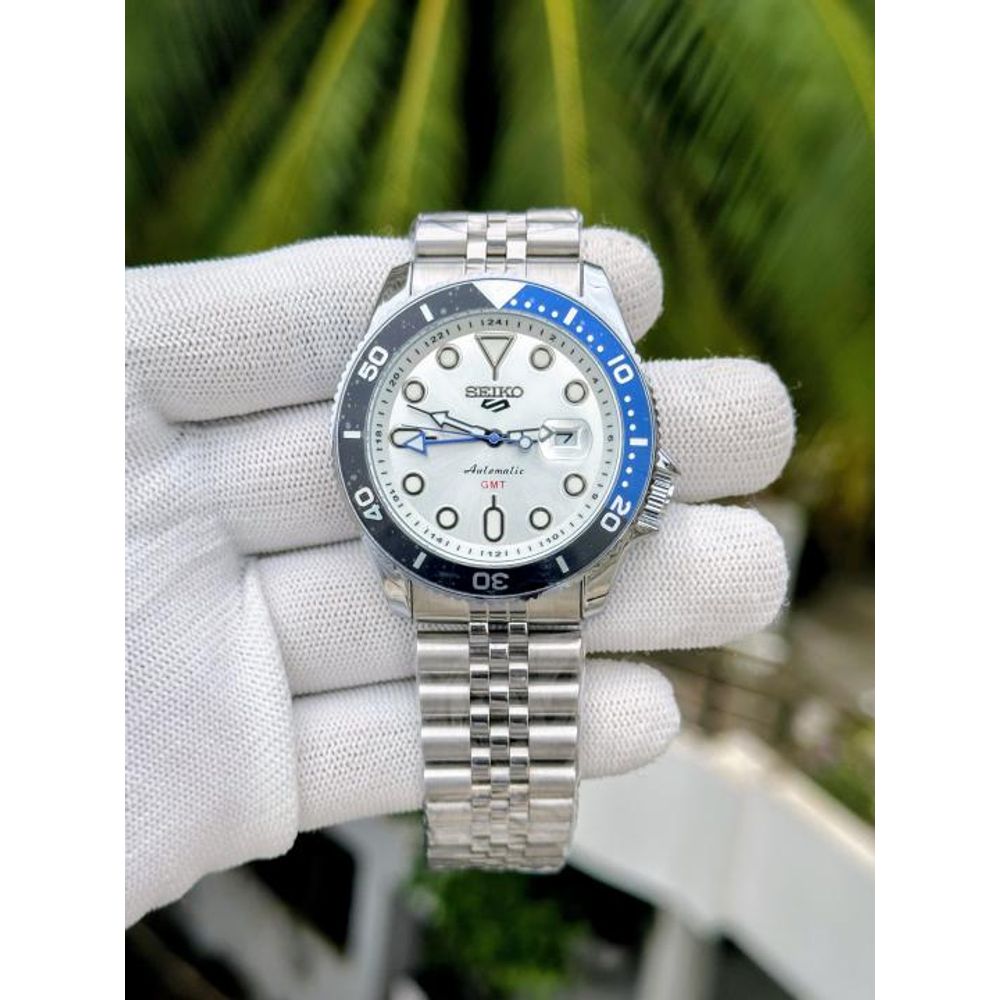 Seiko Sports GMT Open Back Silver White AT438