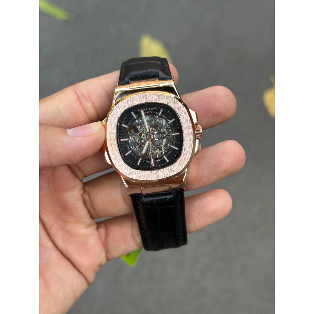 Pate k Phillipe Nautilus Leather Automatic