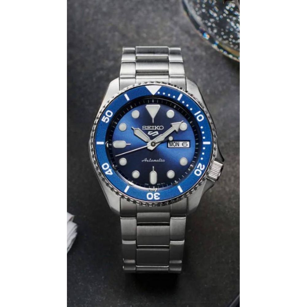 SEIKO GMT DAY DATE SWISS MOVEMENT LIKE AUTO OPEN BACK 1165