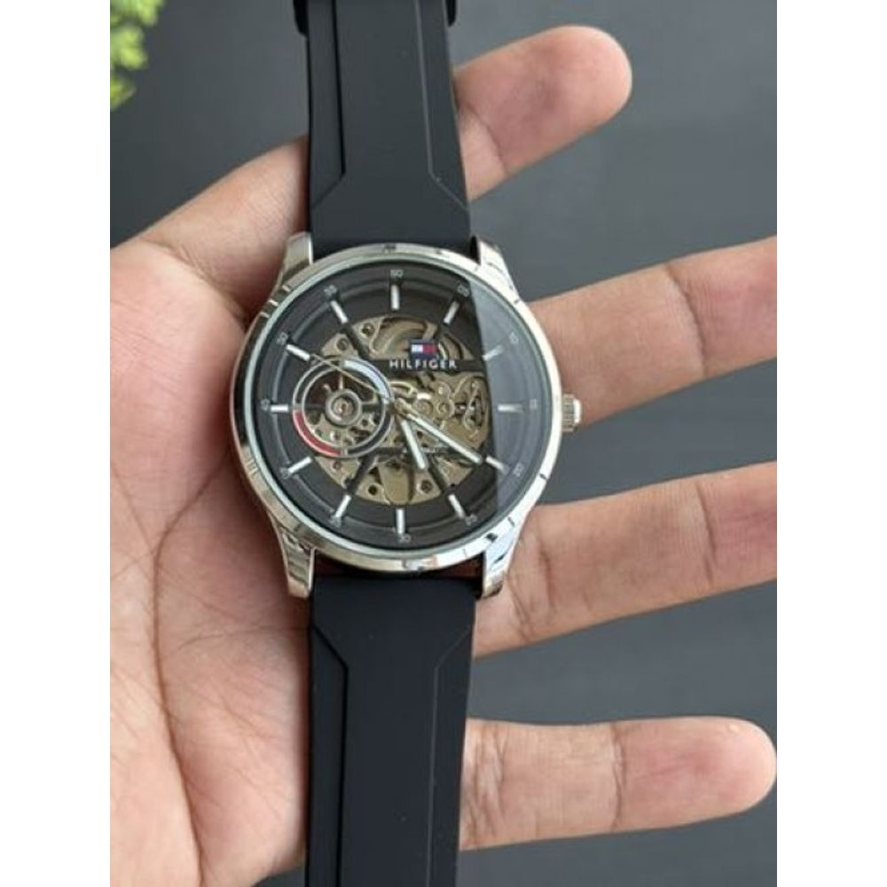 Tommy Hilfigar Automatic