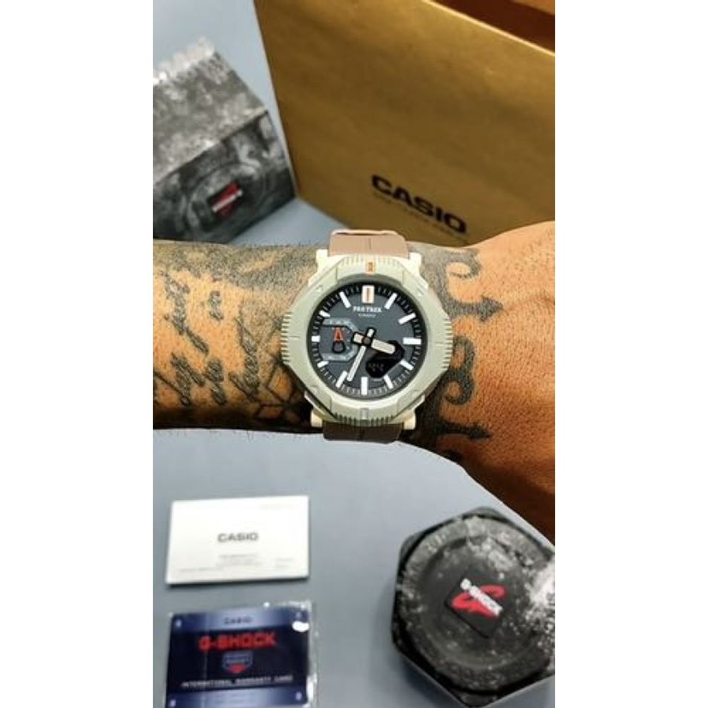 CASIO PRO TREK