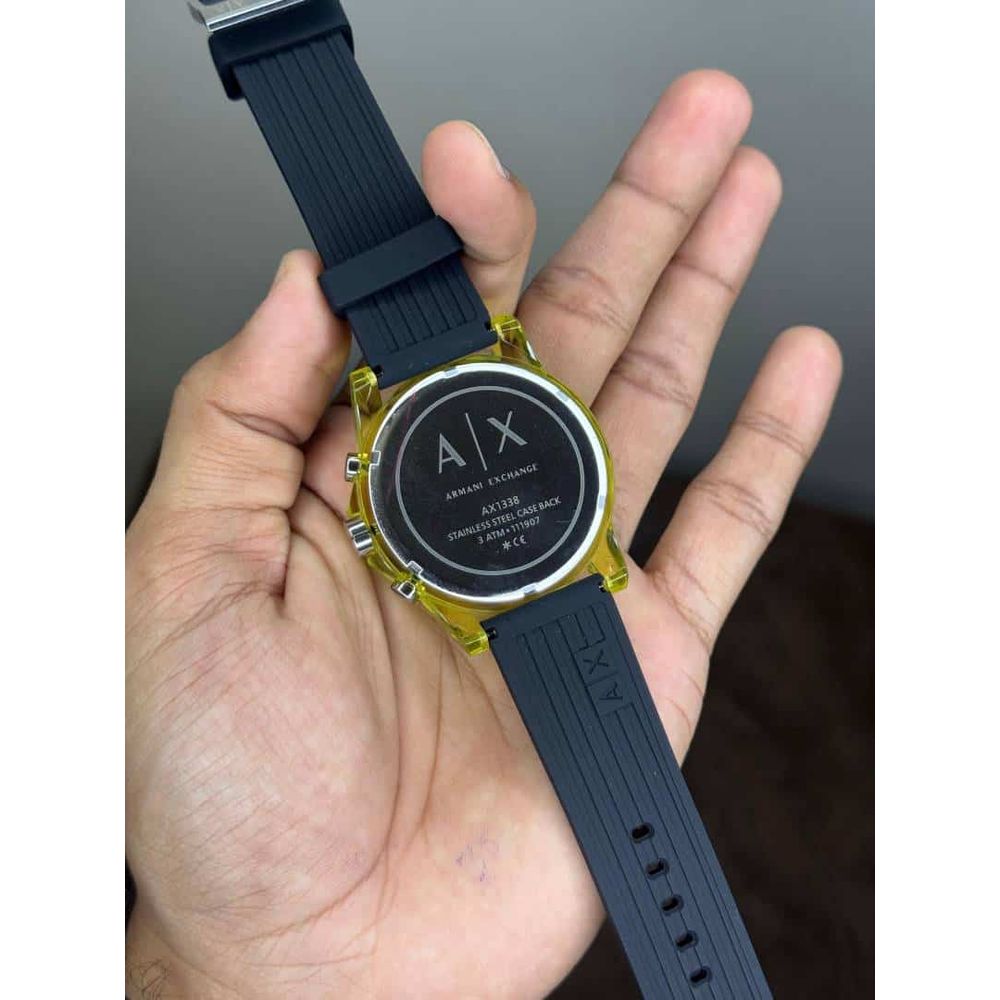Arman i Exchang e Black-Neon Chronograph Premium Watch