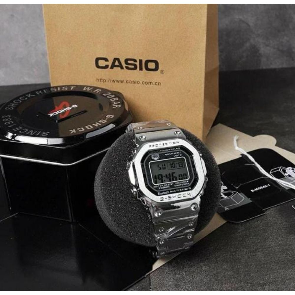 Casio g shock gmwb5000 Silver