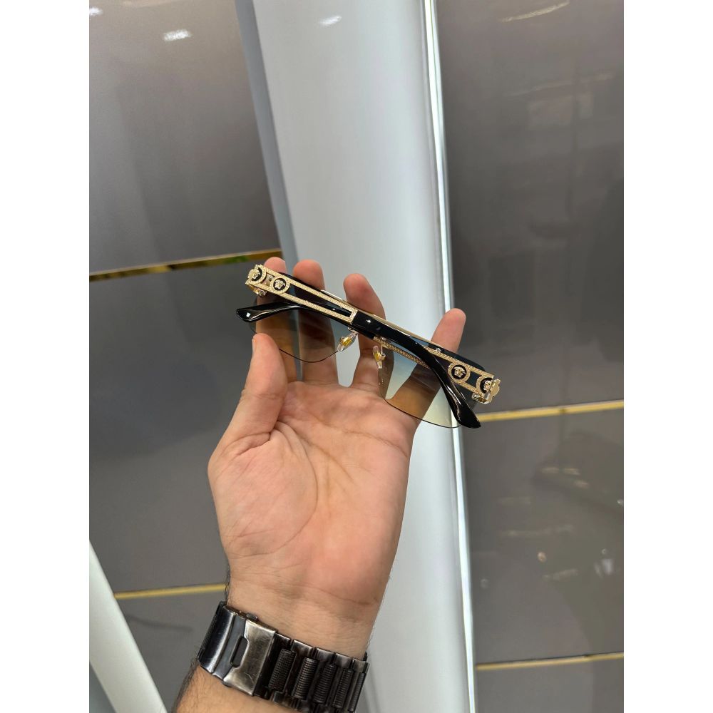 Versac e Gold Multi Premium Shades 031