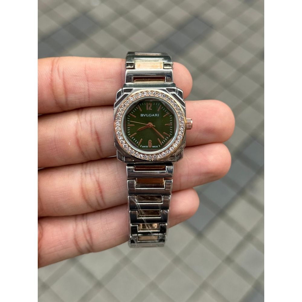 Bvlgar i Women s Green Dial