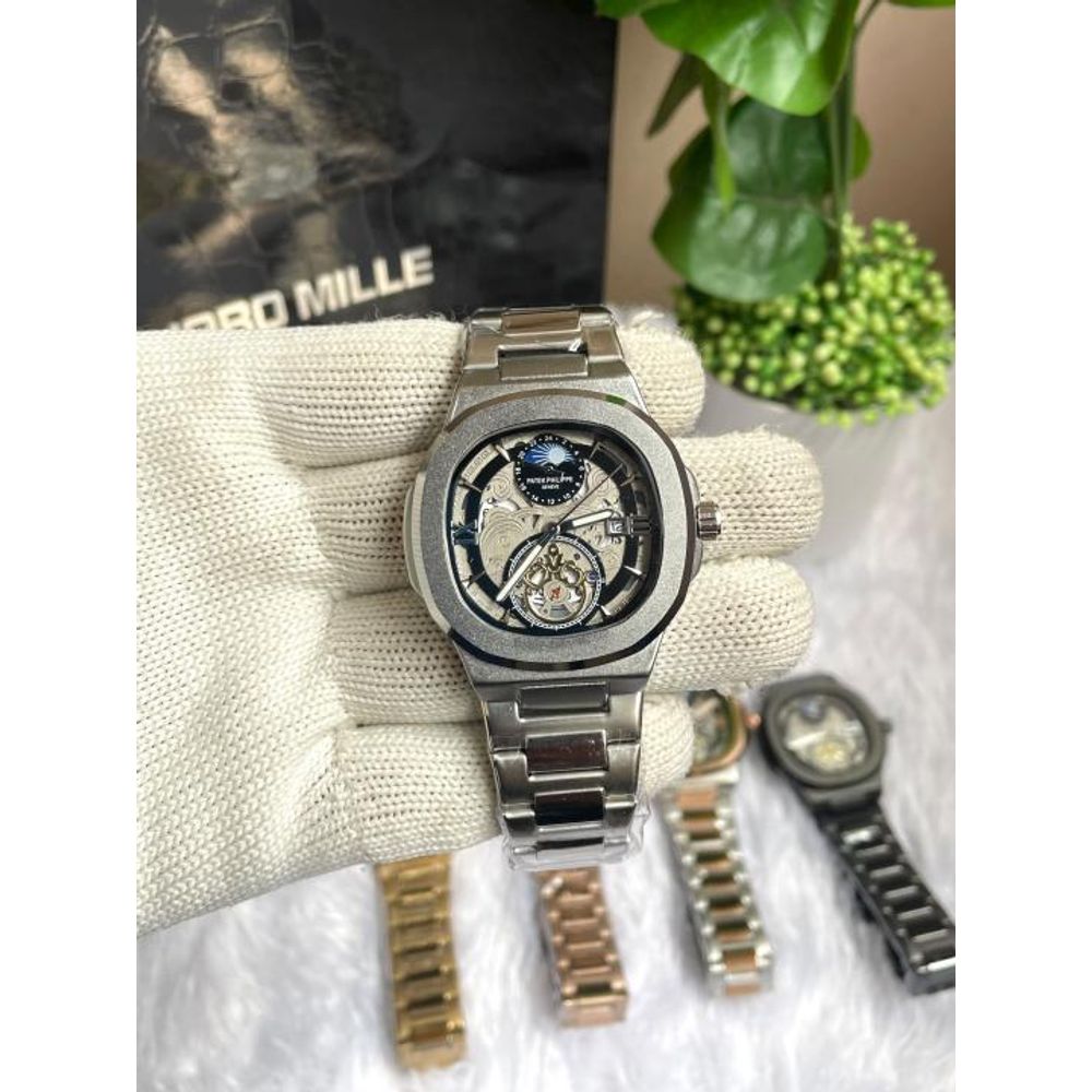 PATEK PHILIIPPE SUN SILVER BLACK DIAL AT456