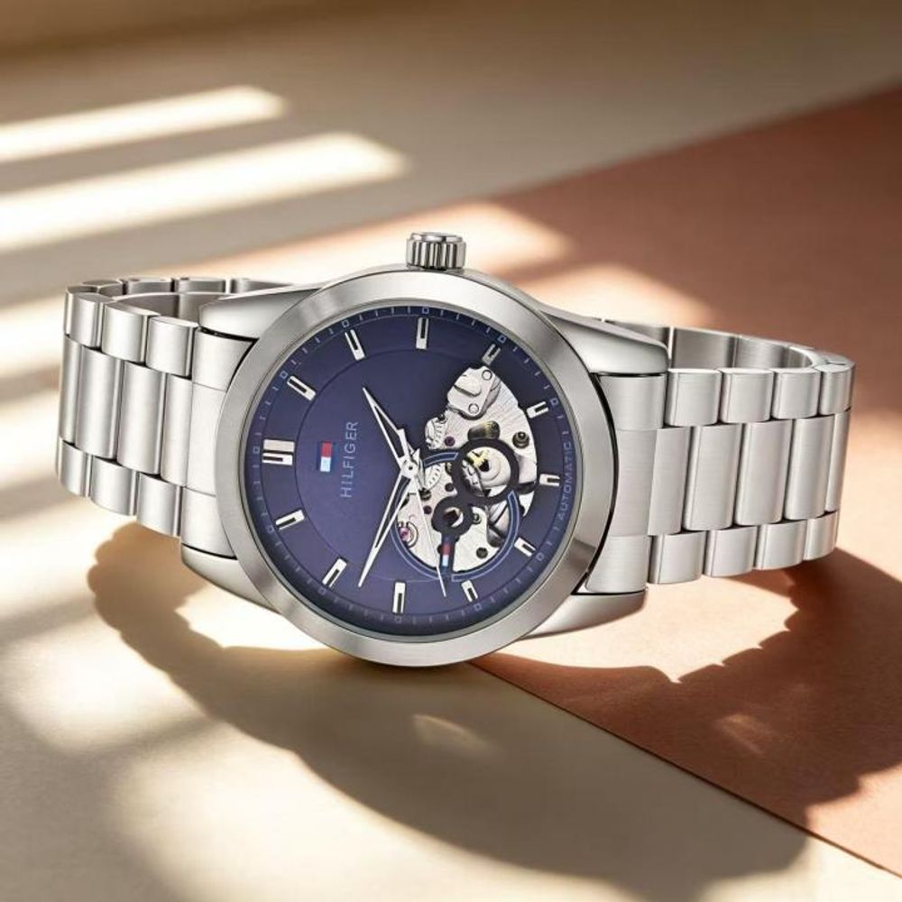 Tommy Hilfigeer Automatic (Back open)