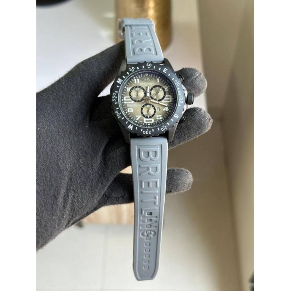 Breitling Endurance Pro grey (Date working)