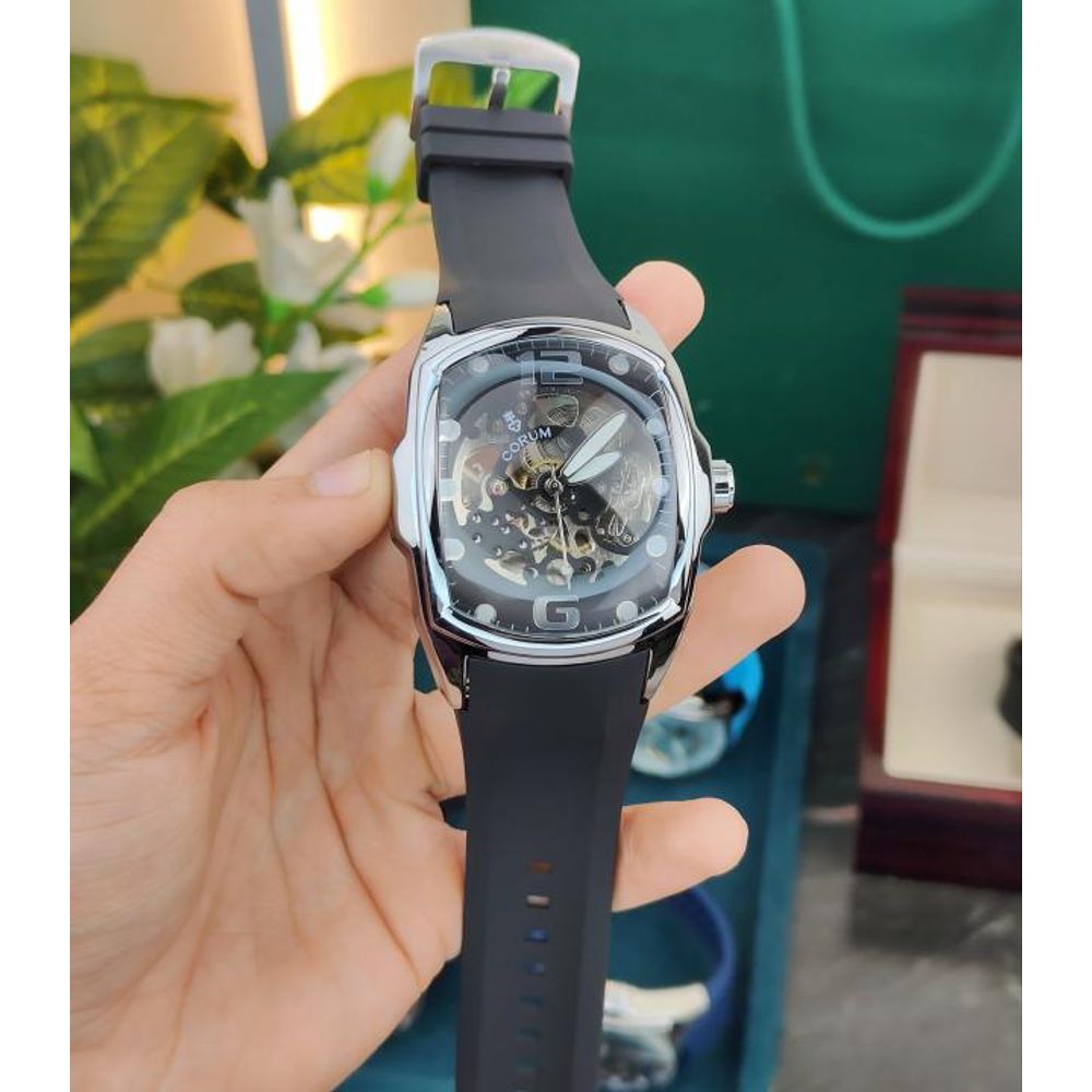 CORUM WATCH M-906