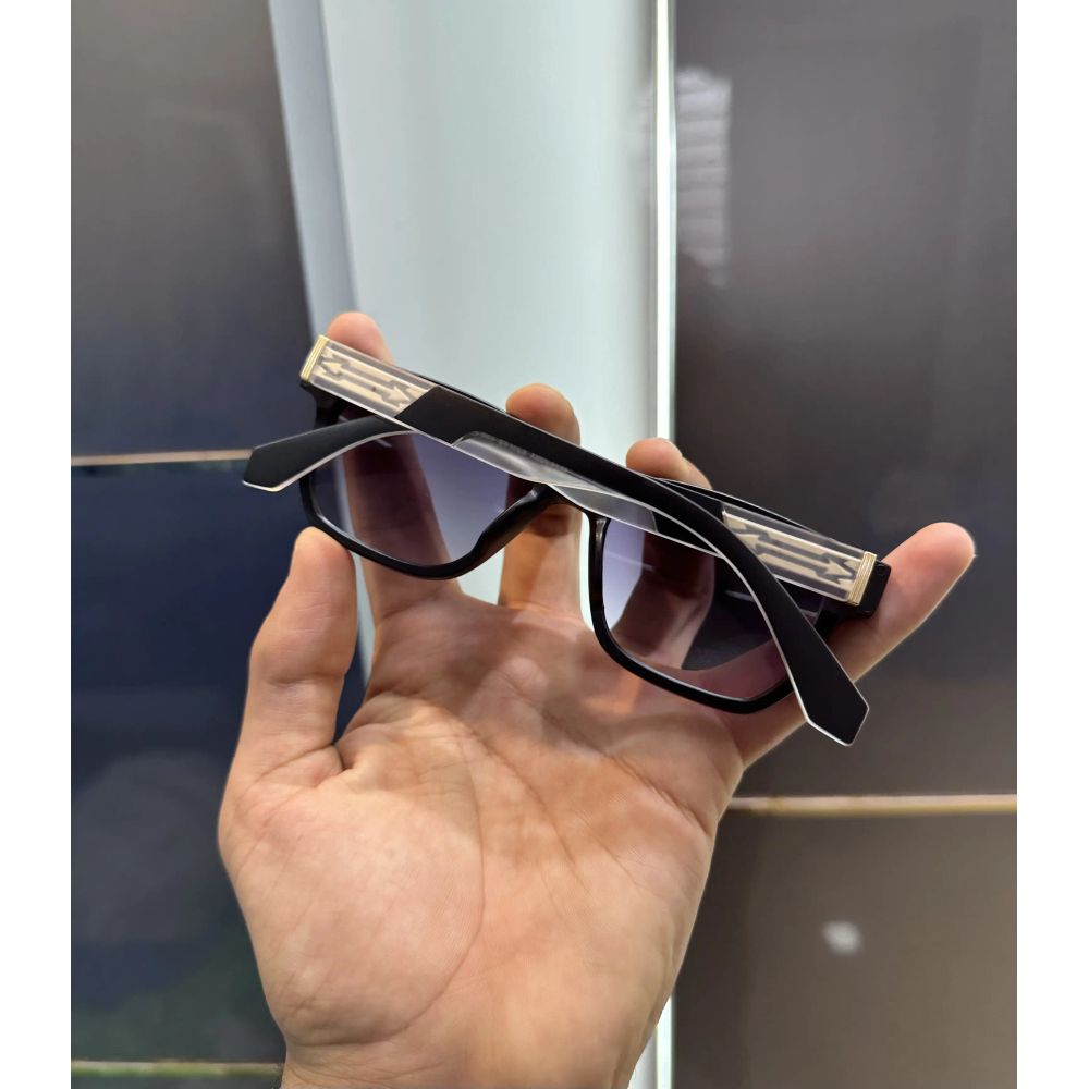 Marc Jacob Black Shaded Premium Shade 2004