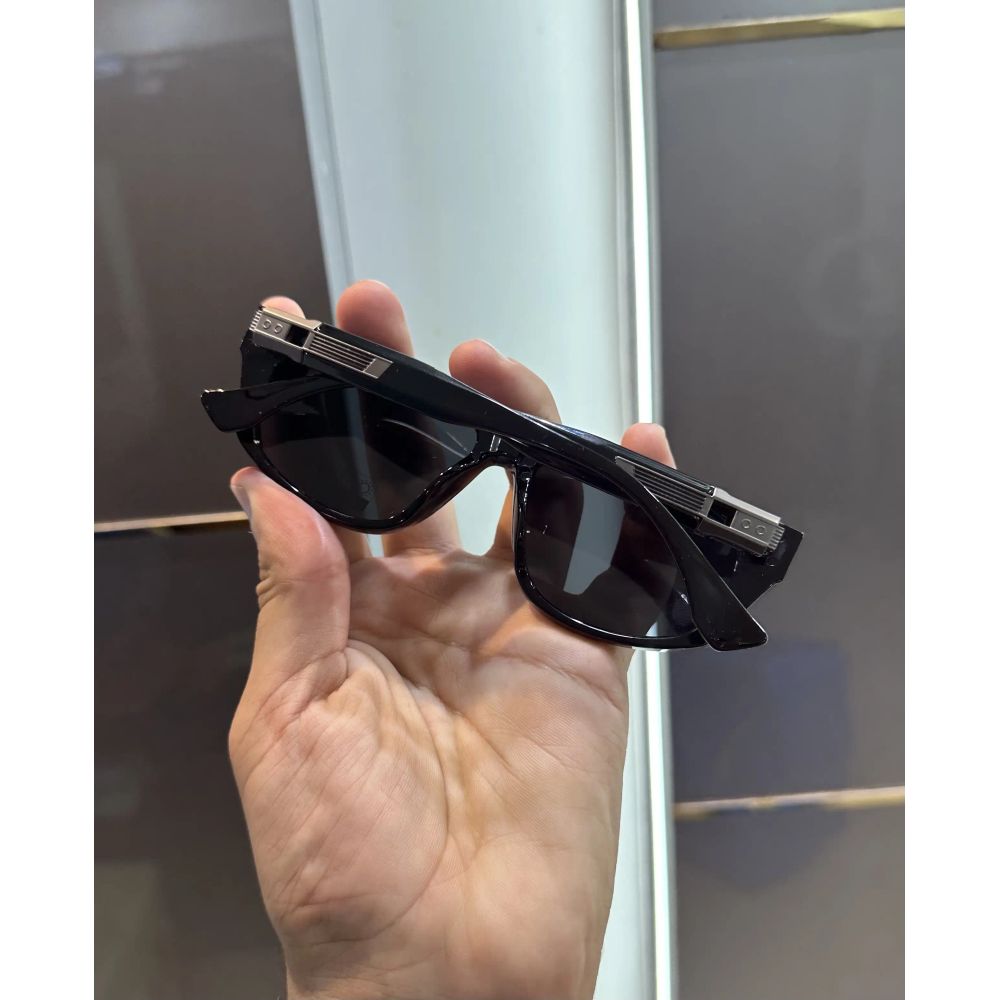 Prad a All Black Premium Shades 04