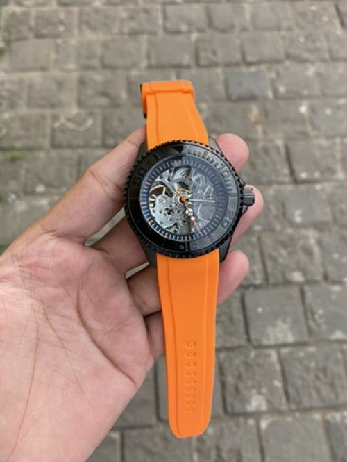 Seiko 5 Skelton orange black
