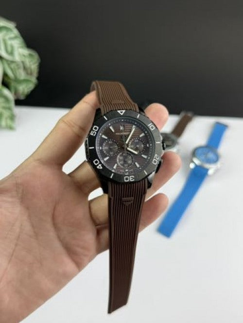 Tag heue_r aquaracer