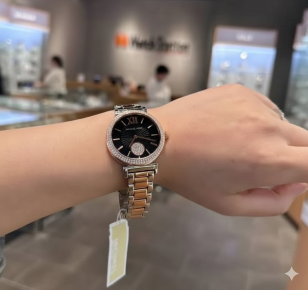 Michael l Kors Abbey_Diamond_Twotune