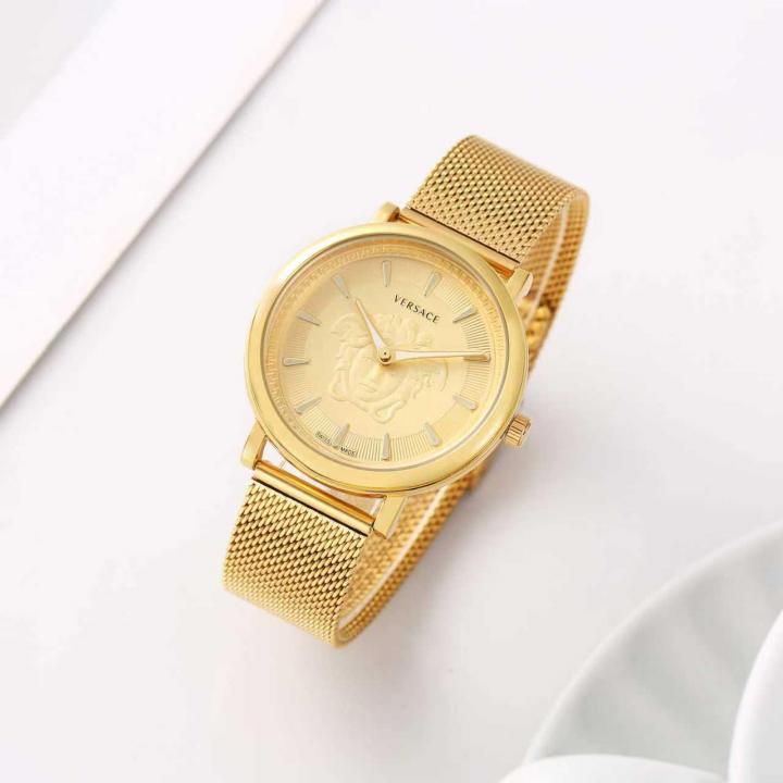 Versace V - Circle