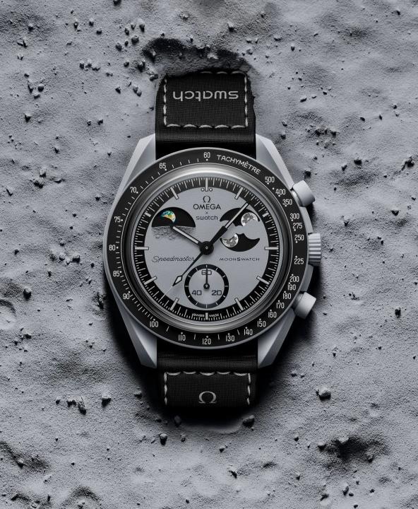 Omegg_a Moon Watch Limited editions