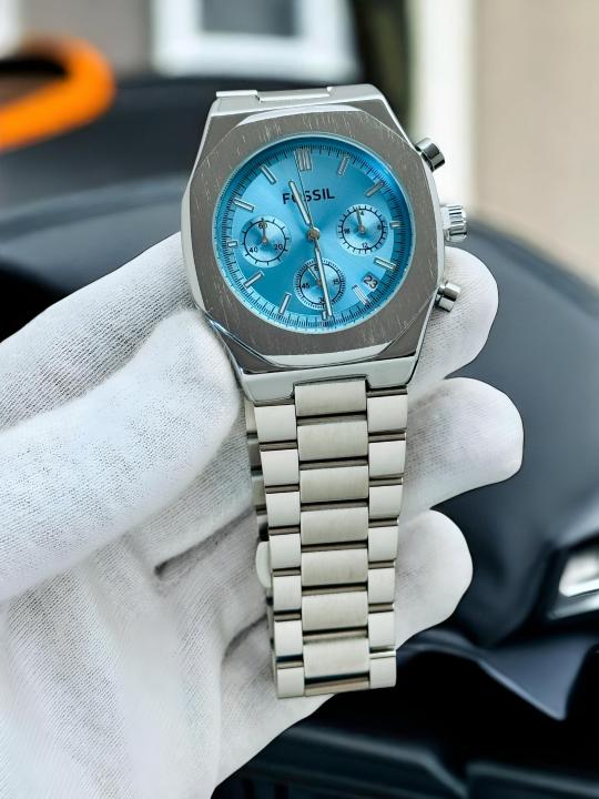 Fossiil_Chain_Everett_Chronograph_Sky_Blue