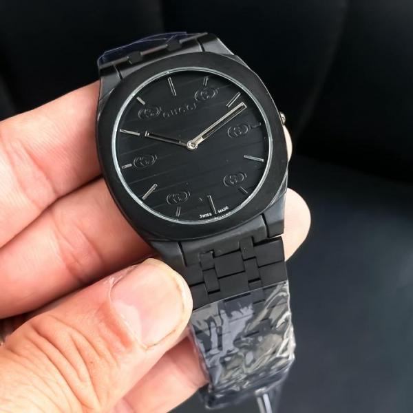Gucci_Mens_Slim_Japan_Stainless_Steel_Full_Black