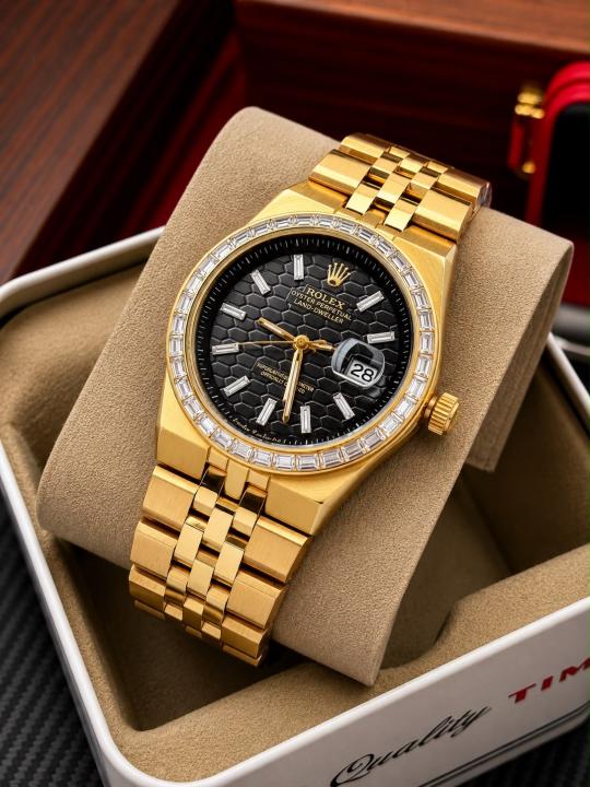 Rolex_Oyster_Perpetual_Land-Dweller_Diamond_Gold_Black