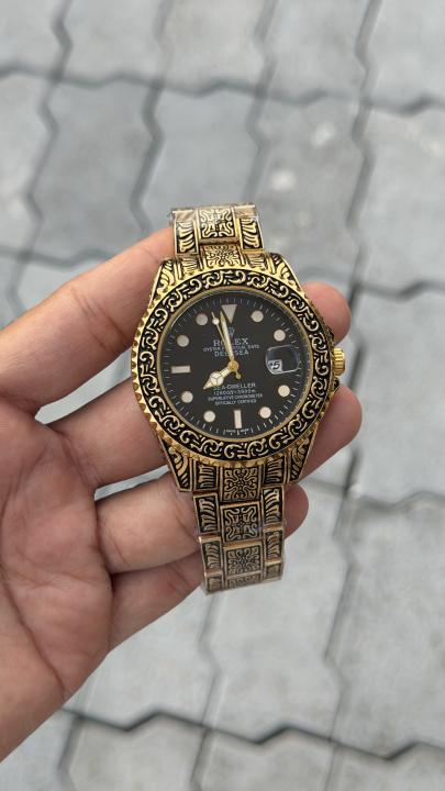 Role_x Vintage Gold