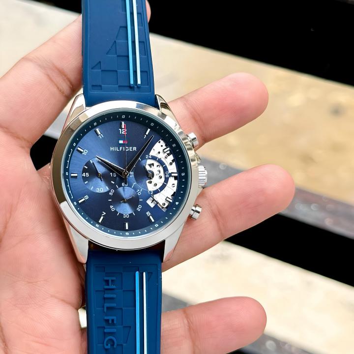 Tommm_y Hilfiger Baker