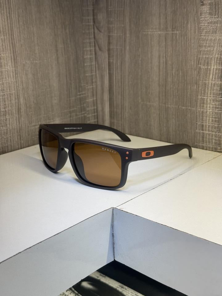 Oakleey 3338 Brown