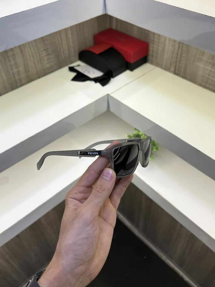 Prad S90 Grey Black Sunglass