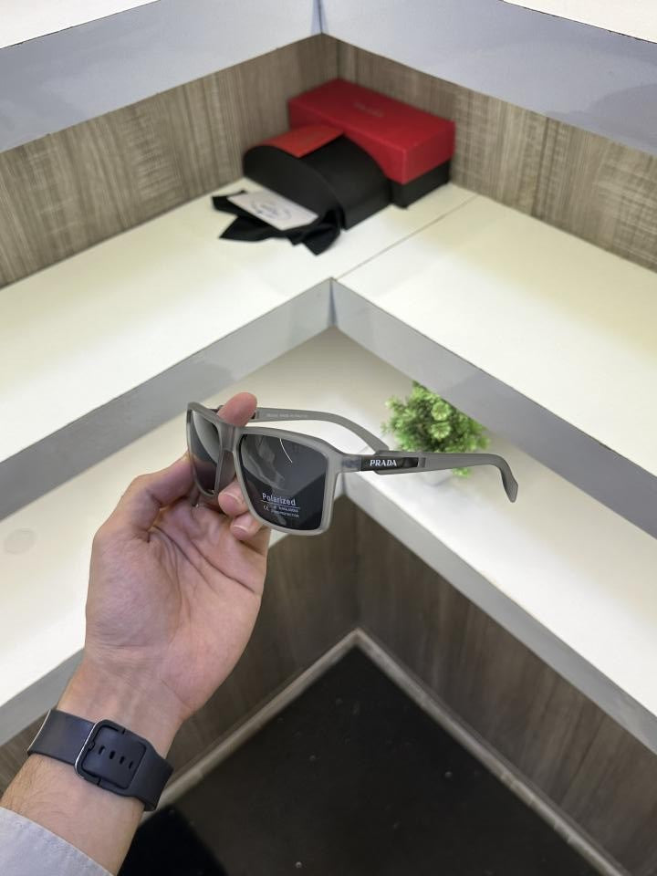 Prad S90 Grey Black Sunglass