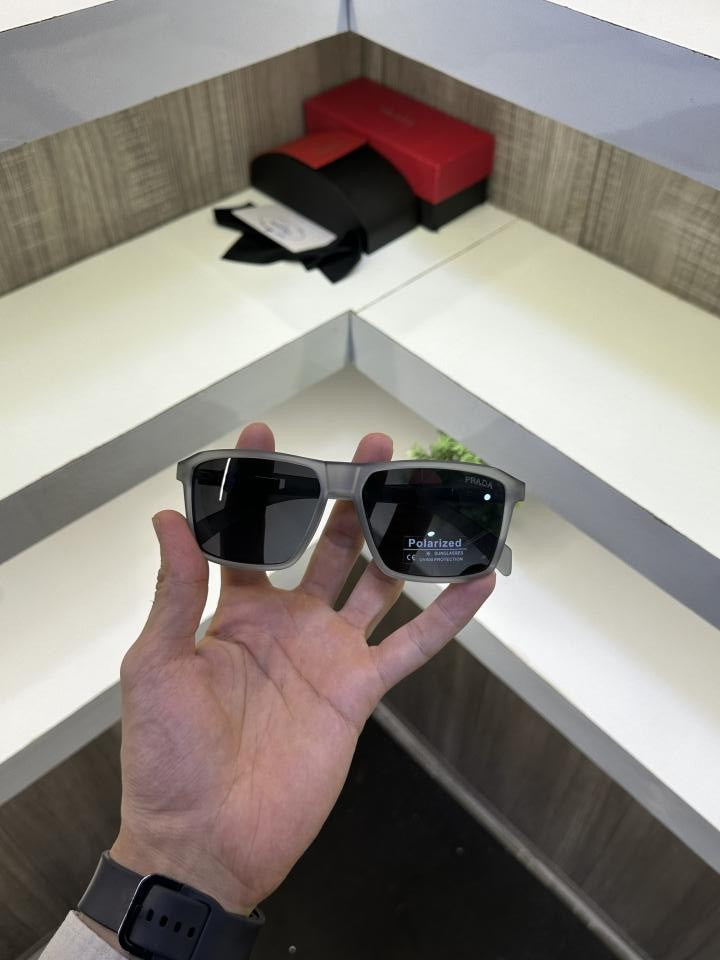 Prad S90 Grey Black Sunglass