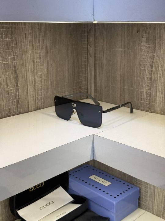 Gucc 24013 premium Sunglass