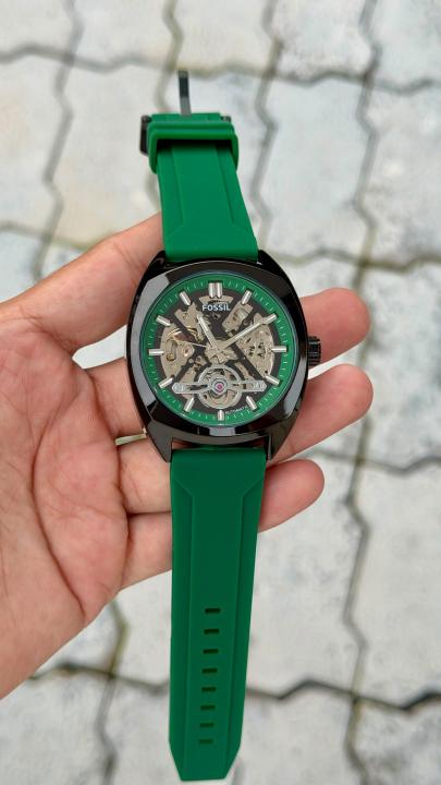 Fossii_l Everett  Automatic movement skeleton dial premium silicone strap