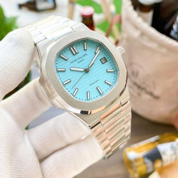 Patek Philipp Nautlis Quartz (Stainless Steel)