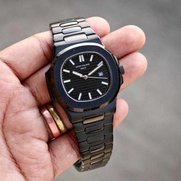 Patek Philipp Nautilus Quartz stainless steel