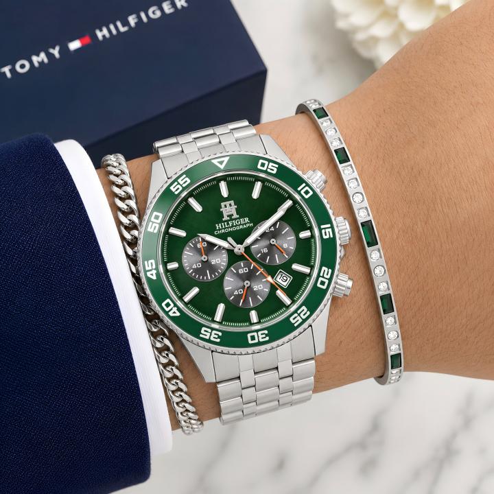 Tommy Hilfigge_r Official Article