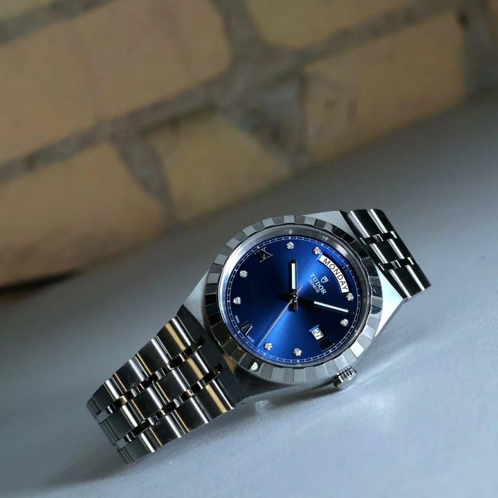 Tudor Royal Automatic silver blue dimond