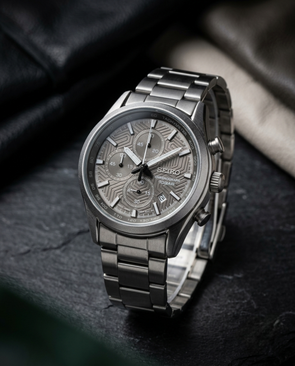 Seiko Prospex Police Tauriko silver gray