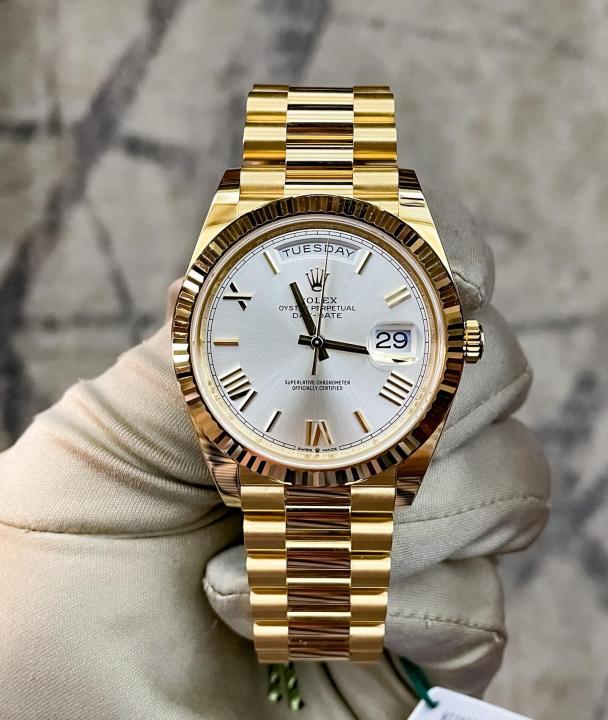 Rolee_x Oyster Perpetual Day Date 40 Battery Gold-White