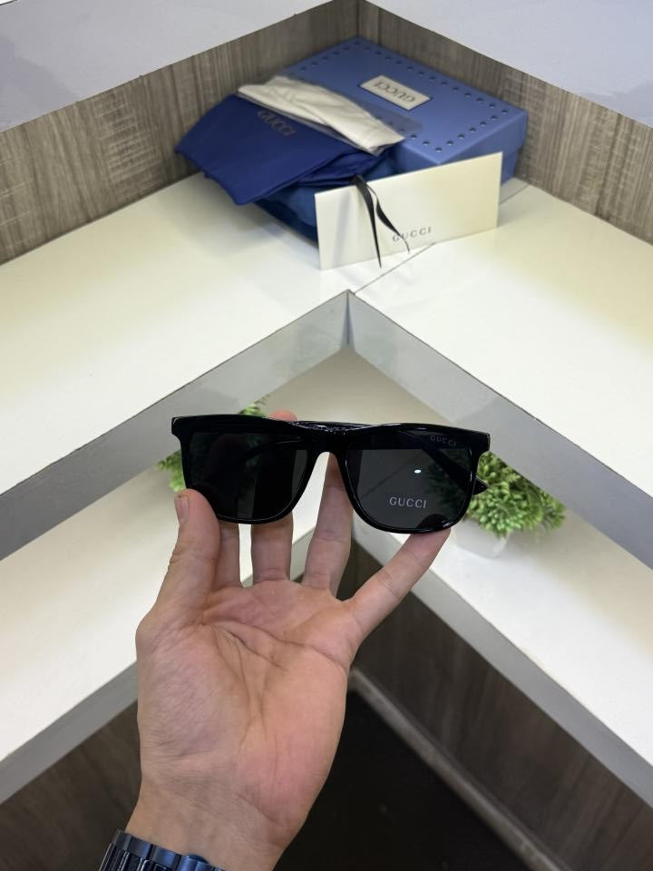 Guccci 0381 Sunglass