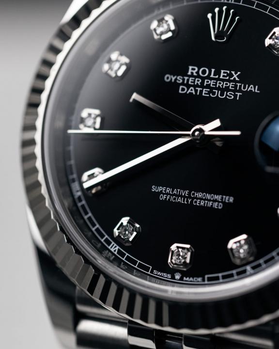 Rolee_x Oyster Perpetual Date Just Diamond Silver-Black-Diamond