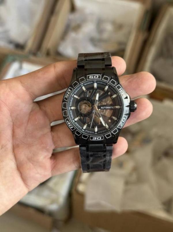 Roger Dubuis Automatic Open Heart (AAA)