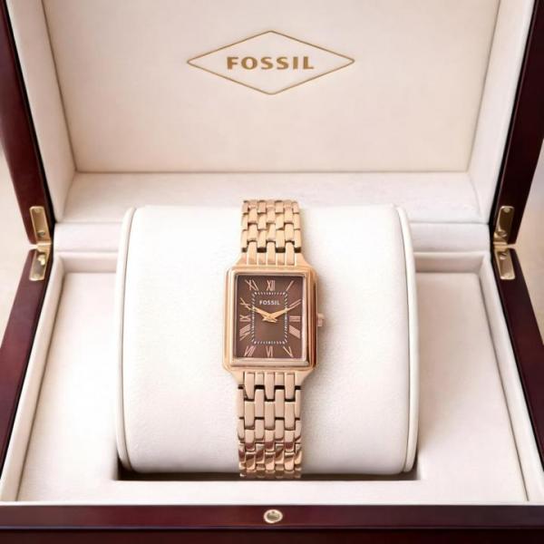 Fossii_l Requal For Her