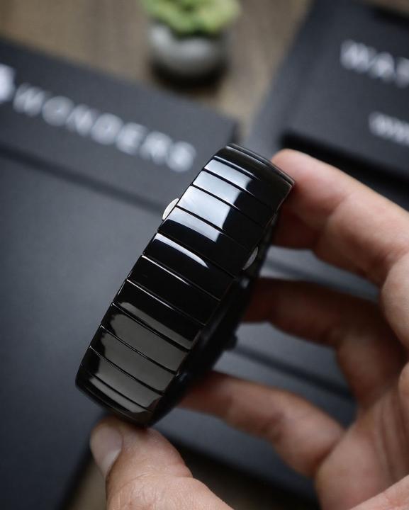 Guccc_i ceramic luxury watch
