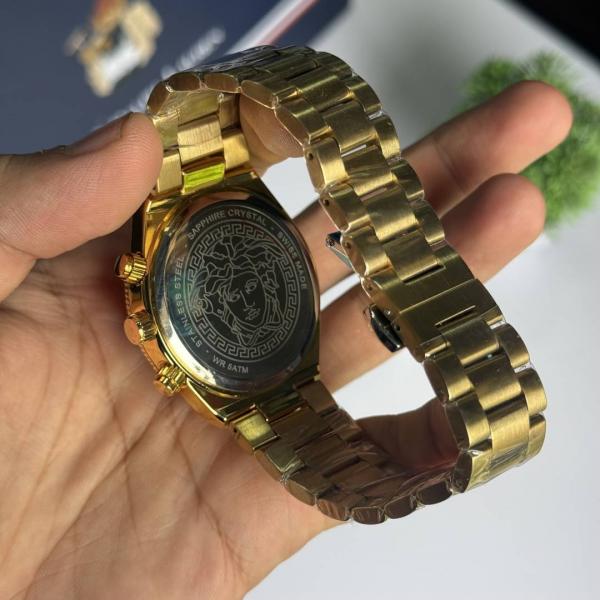 Versac e Greca Mens quartz watch