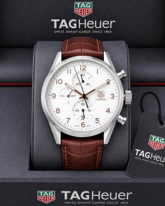 TAG Heueer Carrera Calibre 1887 Automatic Chronograph brown and white