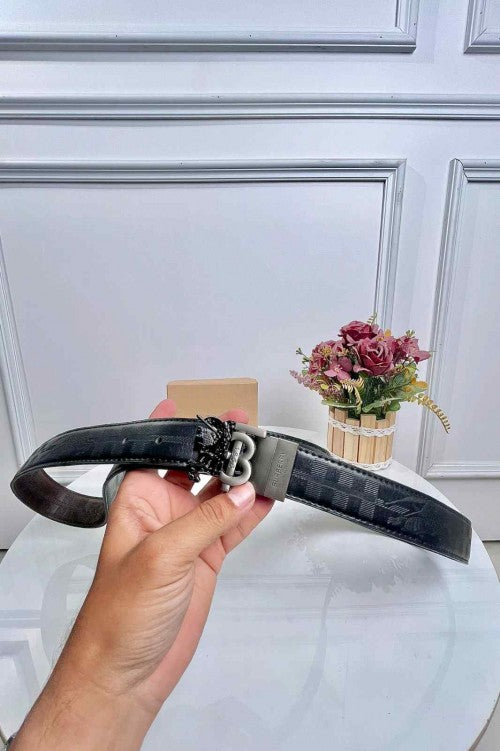 BURBERY PREMIUM REVERSE BELT WID OG BOX