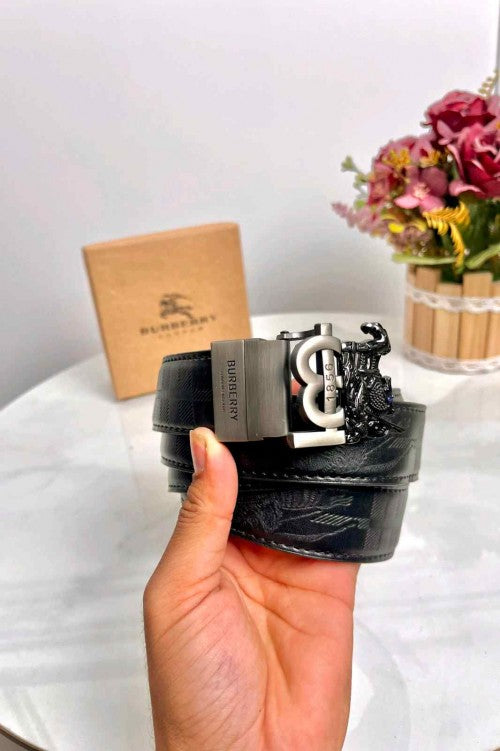 BURBERY PREMIUM REVERSE BELT WID OG BOX